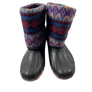 Womans mukluks rubber and woven boots size 7